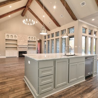 Custom Kitchen Cabinets