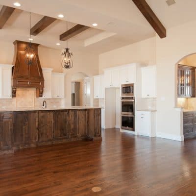 Custom Kitchen Cabinets